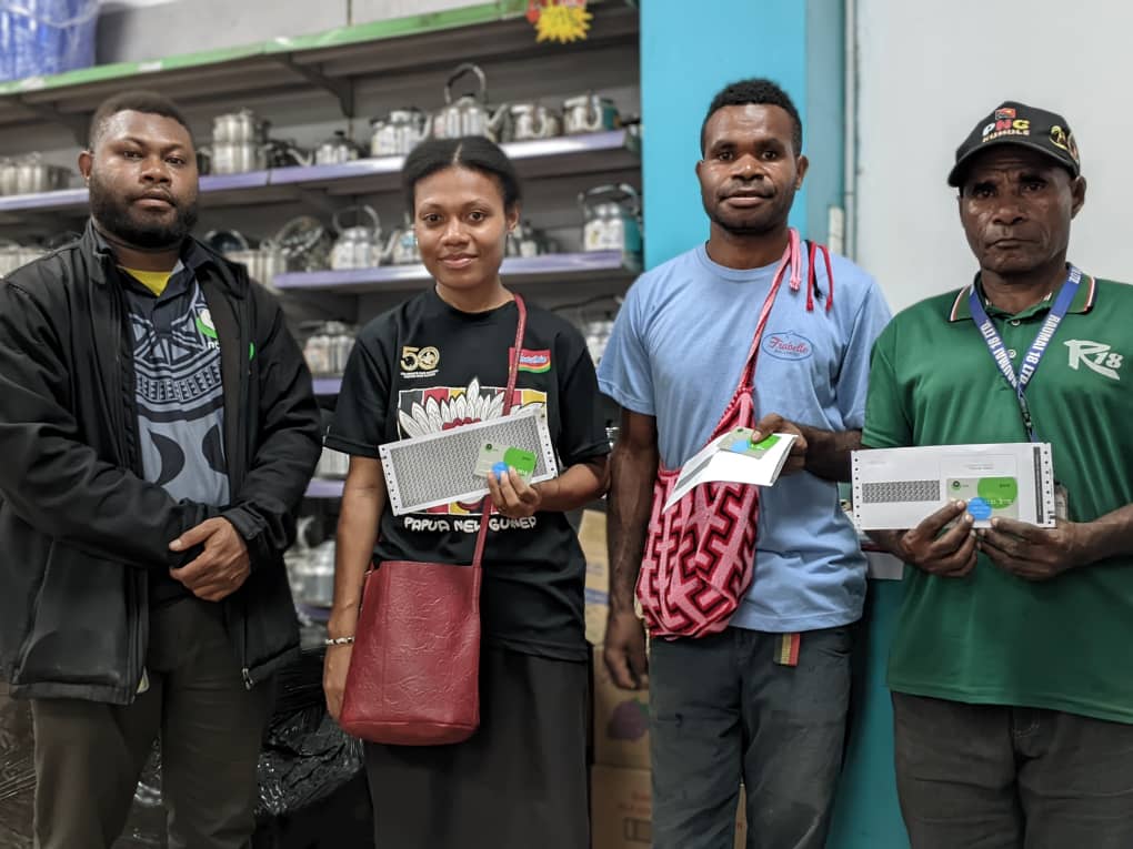 On-site at Raumai 18 Ltd Supermarket, issuing Poro cards and onboarding employees.